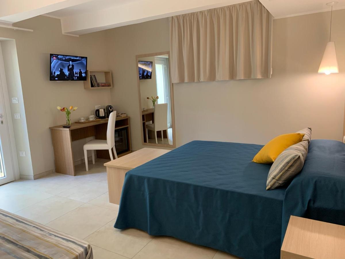 Malu Best Rooms - โตรเปอา ภายนอก รูปภาพ
